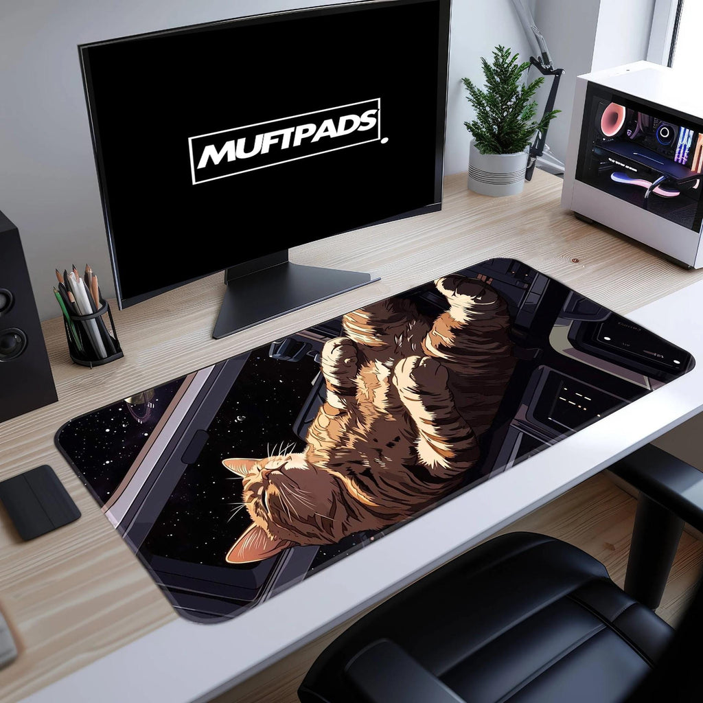 Astronaut Cat Mouse Pad: Large Non-Slip Desk Mat - MUFTPADS