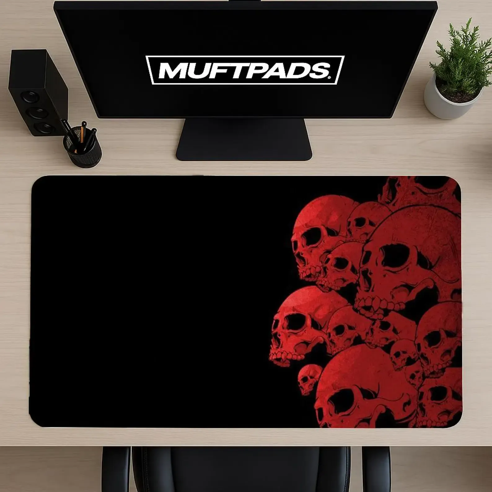 Red Skull Dark Desk Mat Mouse Pad – Gothic Minimal Artwork