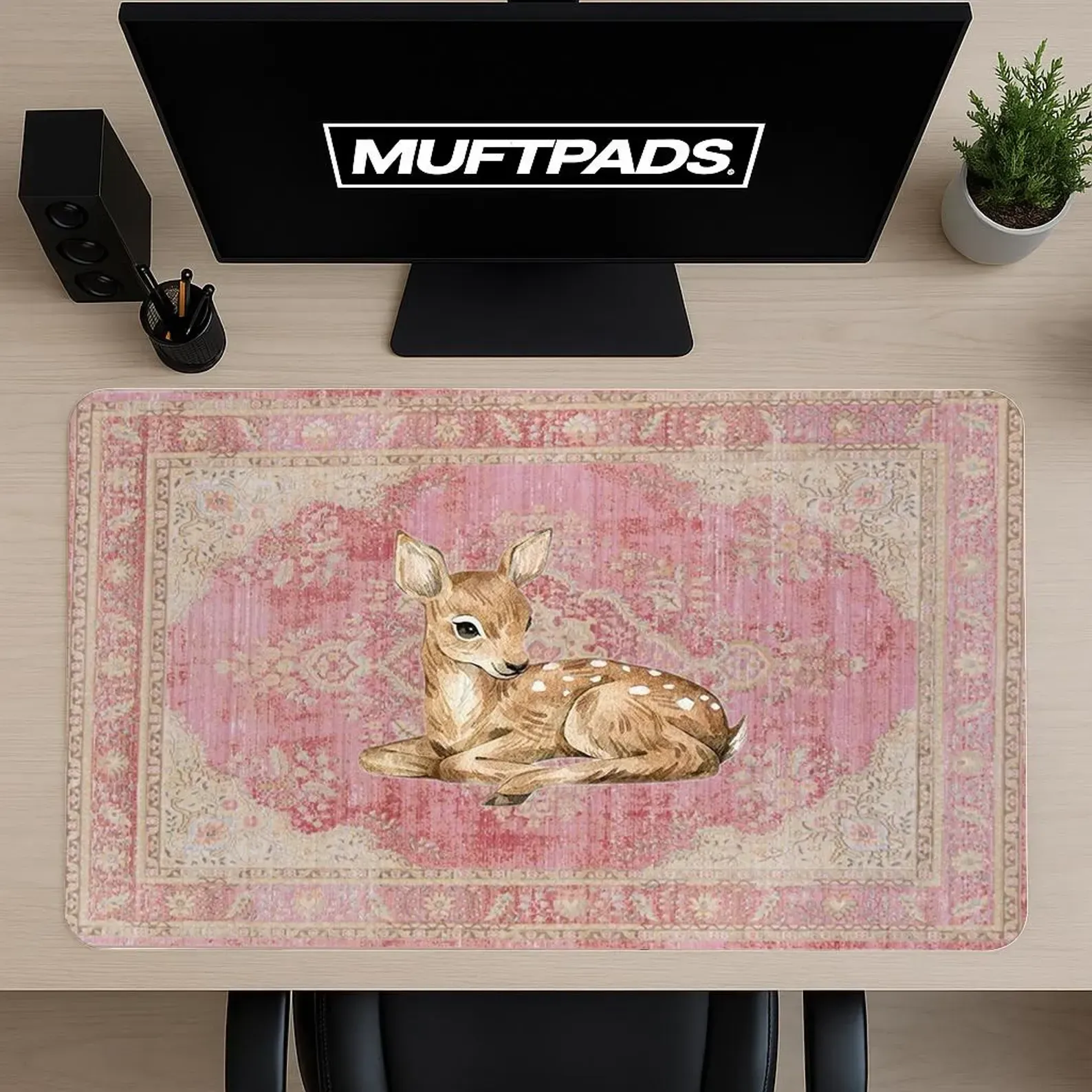 Vintage Fawn Pink Oriental Mouse Pad Desk Mat for Cozy Desk Setup